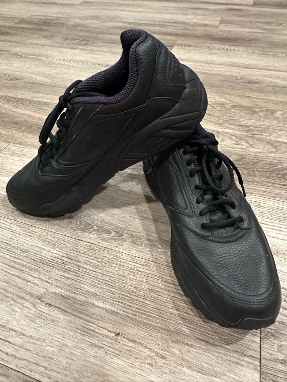Men's Black Brooks Leather Lace-Up Comfort Sneakers- Addiction Walker style - Picture 2 of 4